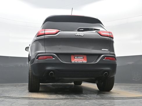 Used 2014 Jeep Cherokee Latitude image 26