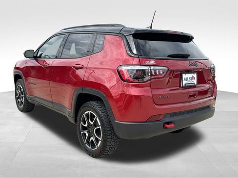 Used 2025 Jeep Compass Trailhawk AWD/4WD image 7