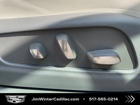 Certified 2022 Cadillac XT5 Premium Luxury AWD/4WD image 15