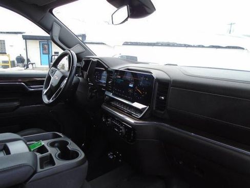 Certified 2023 Chevrolet Silverado 1500 LT w/ Z71 Off-Road Package image 20