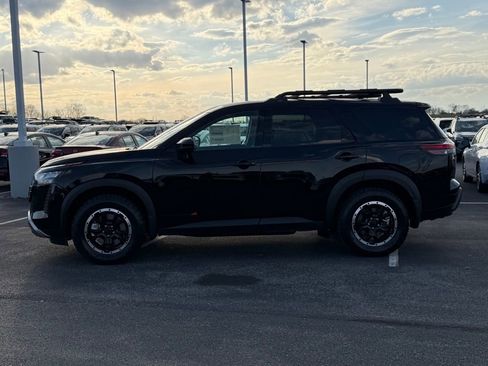 New 2026 Nissan Pathfinder Rock Creek w/ Rock Creek Premium Package image 7