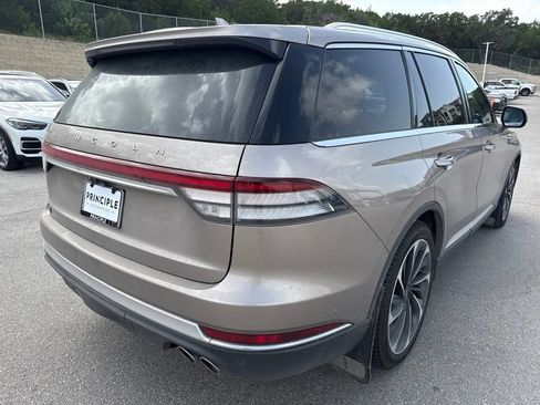 Used 2020 Lincoln Aviator Reserve w/ Equipment Group 202A AWD/4WD image 6