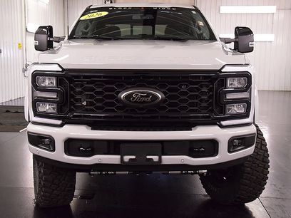 New 2026 Ford F250 Lariat w/ Black Appearance Package