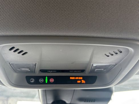 Used 2025 Chevrolet Malibu RS image 7