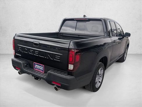 Certified 2024 Honda Ridgeline RTL image 5