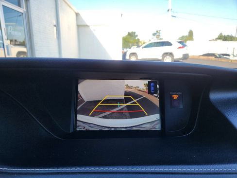Used 2018 Lexus ES 300h w/ Luxury Package FWD image 14
