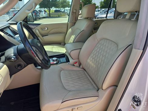Used 2018 INFINITI QX80 4WD w/ Deluxe Technology Package image 7
