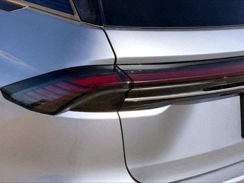 New 2026 Lincoln Nautilus Premier w/ Jet Appearance Package image 14