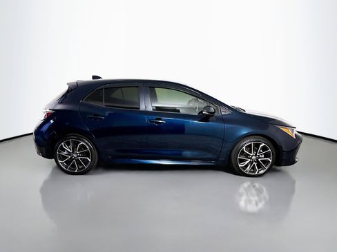 Used 2019 Toyota Corolla XSE FWD image 11