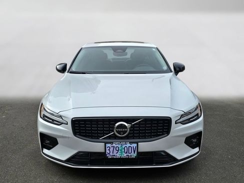 Certified 2024 Volvo S60 B5 Plus FWD image 8