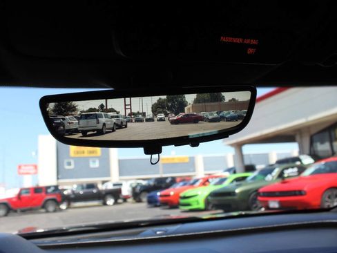 Used 2021 Chevrolet Camaro SS RWD image 23