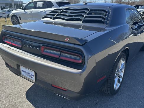 Used 2022 Dodge Challenger GT image 10