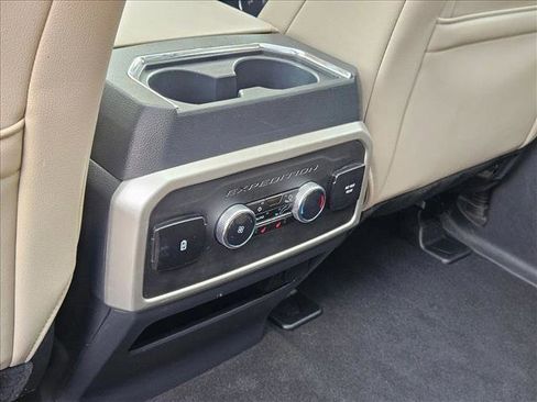Used 2024 Ford Expedition Limited RWD image 18