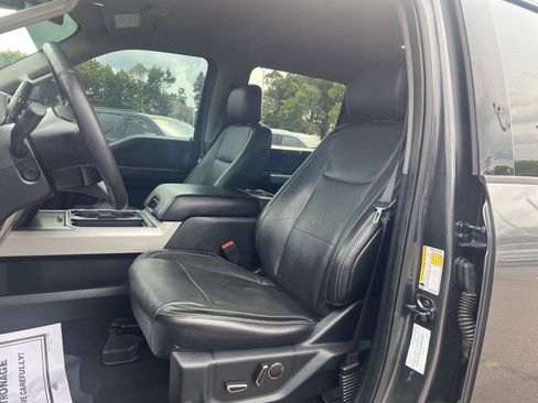 Used 2019 Ford F250 Lariat w/ Lariat Ultimate Package AWD/4WD image 11