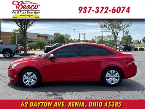 Used 2014 Chevrolet Cruze LS image 7