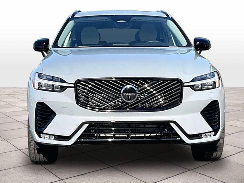 New 2026 Volvo XC60 B5 Ultra w/ Protection Package Premier image 5