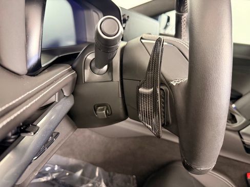 Used 2023 Chevrolet Corvette Z06 RWD image 26