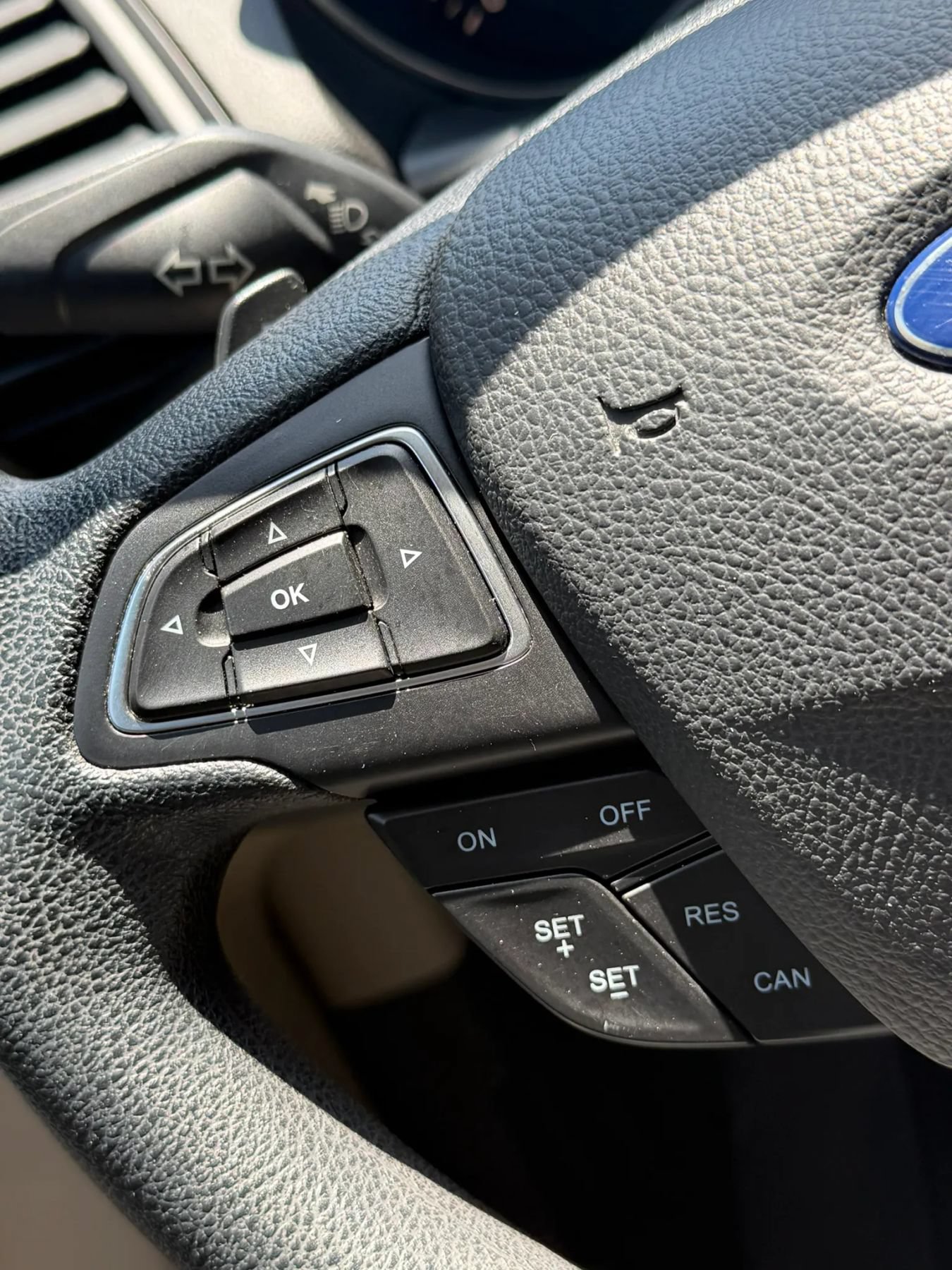 Used 2017 Ford Escape SE AWD/4WD image 17