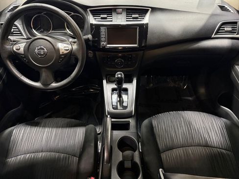 Used 2019 Nissan Sentra SV w/ Special Edition Package FWD image 32