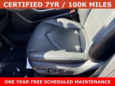 Used 2023 Toyota Highlander XLE AWD/4WD image 15