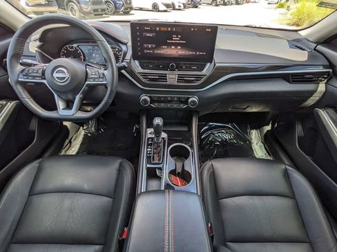 Used 2024 Nissan Altima 2.5 SR w/ SR Premium Package FWD image 14