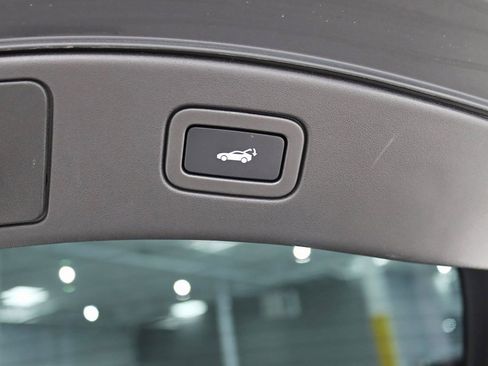 Used 2023 Jaguar F-TYPE R image 35