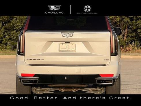 Used 2021 Cadillac Escalade Premium Luxury RWD image 4
