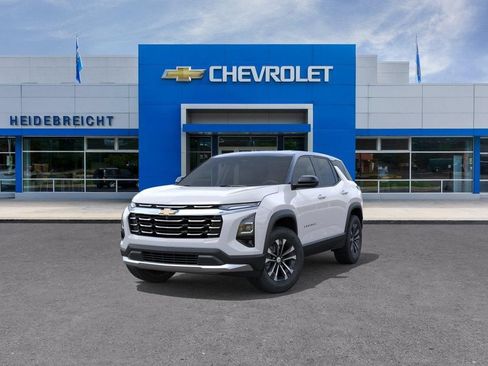 New 2027 Chevrolet Equinox LT w/ Convenience Package II FWD image 8