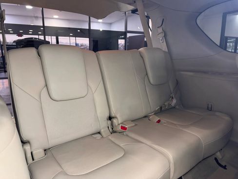 Used 2016 INFINITI QX80 4WD w/ Deluxe Technology Package image 25