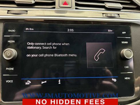 Used 2021 Volkswagen Tiguan SE R-Line image 26