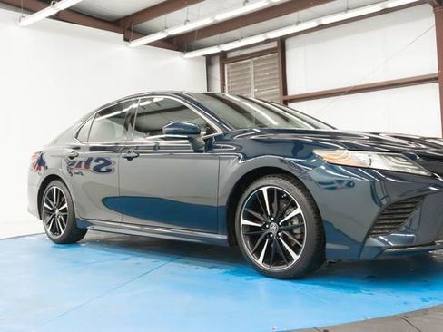 Used 2019 Toyota Camry XSE FWD image 23