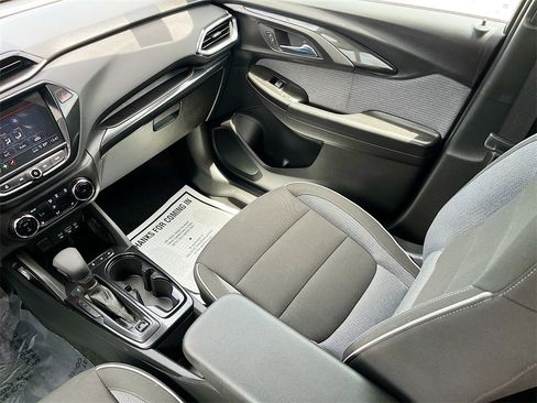 Used 2023 Chevrolet TrailBlazer LT w/ Convenience Package image 21