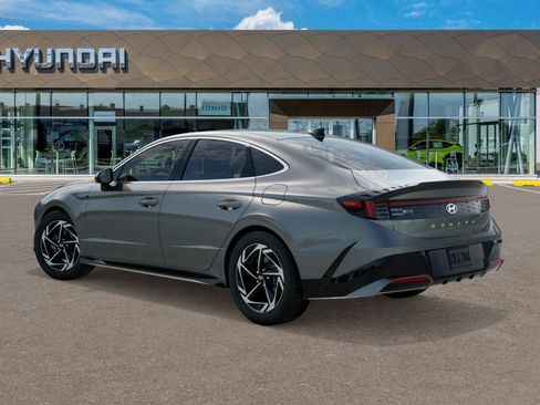 New 2026 Hyundai Sonata SEL FWD image 5