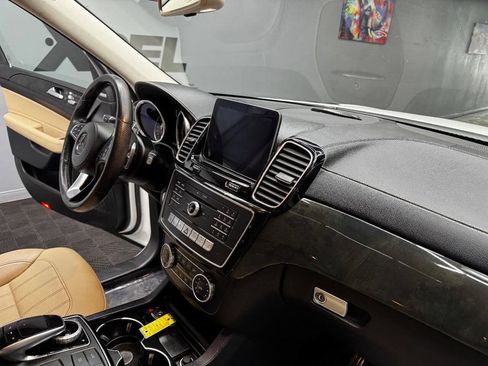 Used 2019 Mercedes-Benz GLS 450 4MATIC image 53