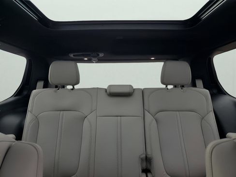 New 2026 Jeep Grand Wagoneer Summit image 26