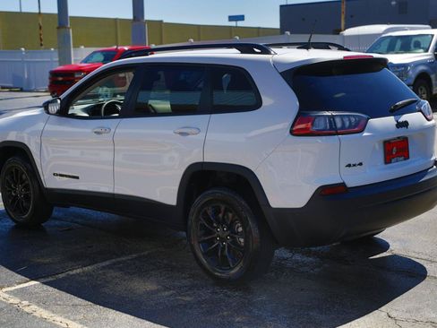 Used 2023 Jeep Cherokee Altitude Lux AWD/4WD image 13