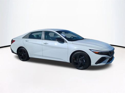 New 2026 Hyundai Elantra Sport image 2