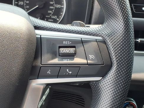 Used 2025 Mitsubishi Outlander ES AWD/4WD image 21