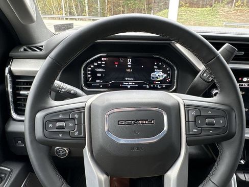 Certified 2025 GMC Sierra 2500 Denali w/ Denali Reserve Package image 15