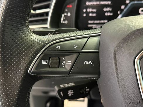 Used 2021 Audi SQ7 Premium Plus AWD/4WD image 32