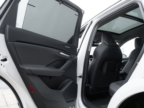 Used 2025 Audi Q6 e-tron Premium Plus w/ Premium Plus image 27