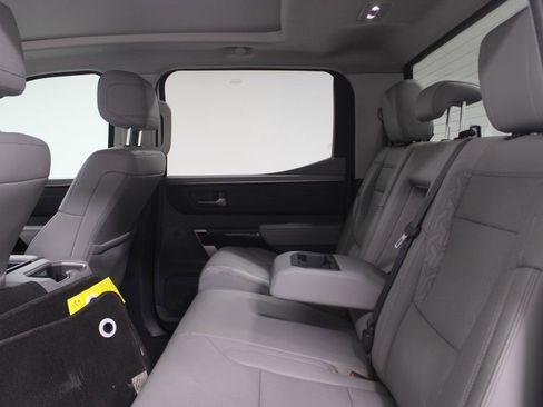 Used 2024 Toyota Tundra Limited AWD/4WD image 19