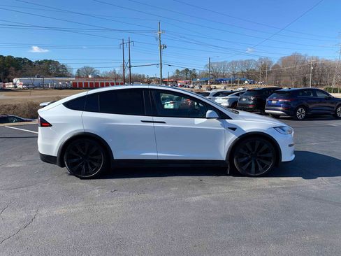 Used 2022 Tesla Model X image 14
