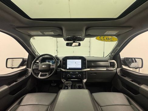 Used 2022 Ford F150 Lariat w/ Equipment Group 502A High AWD/4WD image 3