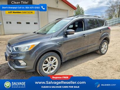 Used 2018 Ford Escape SE w/ SE Sync 3 Package