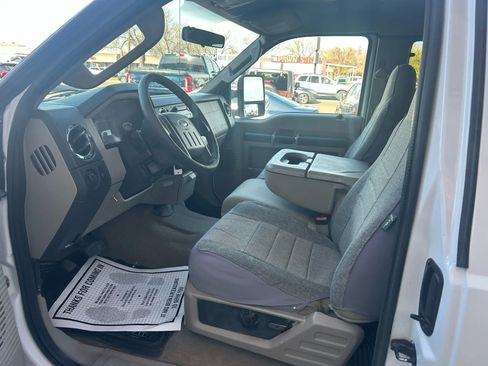 Used 2008 Ford F250 XLT image 4