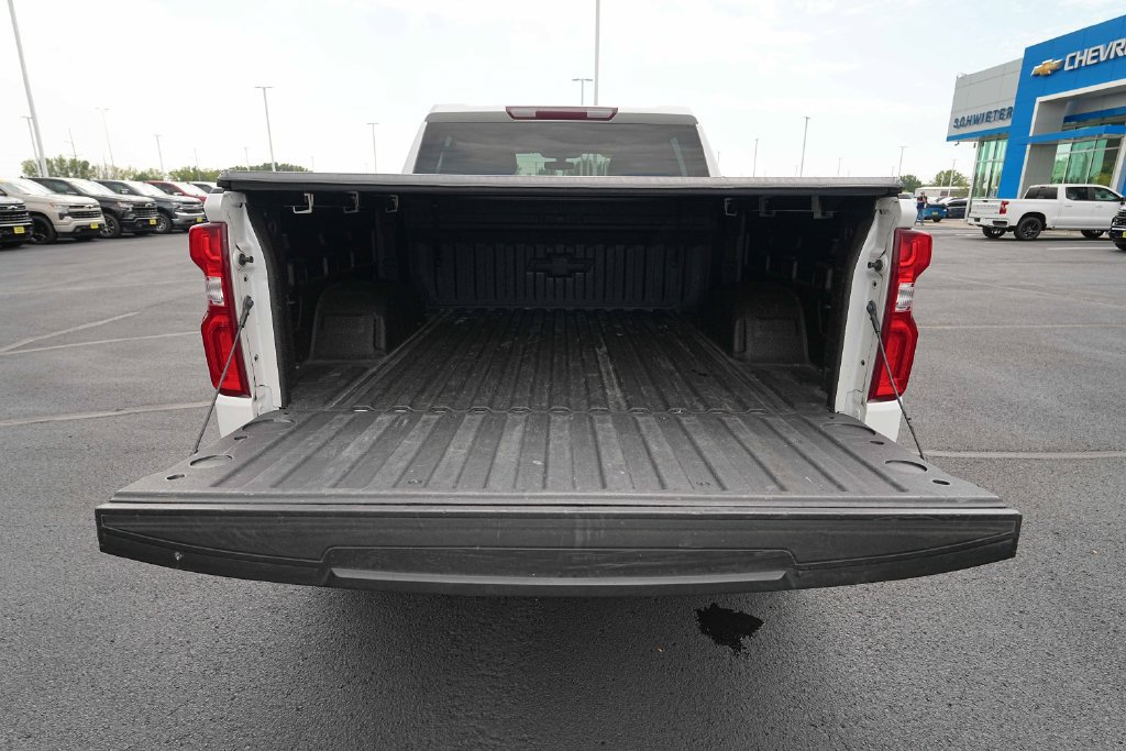 Used 2021 Chevrolet Silverado 1500 LT Trail Boss w/ Bed Protection Package AWD/4WD image 16