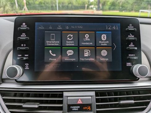 Used 2018 Honda Accord Sport image 18