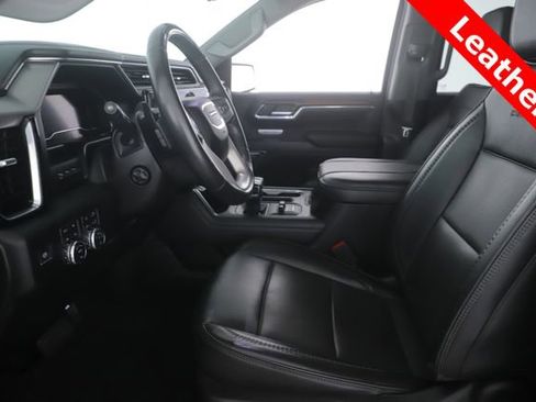 Used 2024 GMC Sierra 1500 Denali AWD/4WD image 17