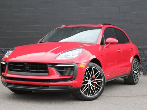 Used 2023 Porsche Macan S image 1